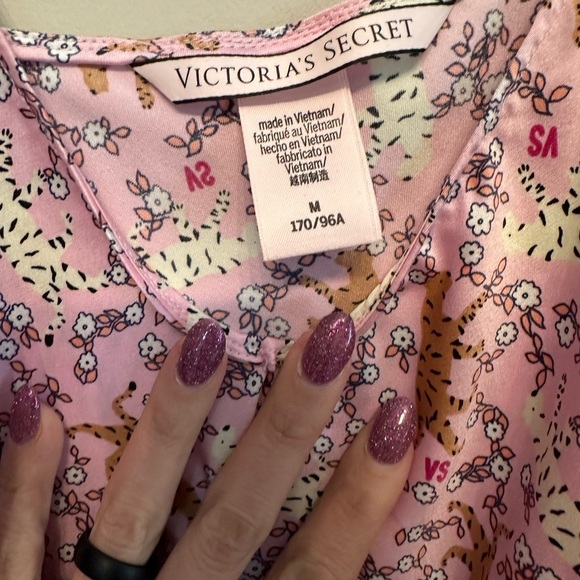 Victoria's Secret Pink Floral Camisole M - Picture 2 of 3